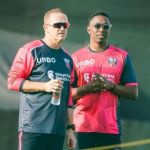 Andy Flower and Dwayne Bravo in training kit
